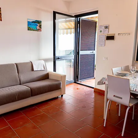 Giglio Blu 3 公寓 *